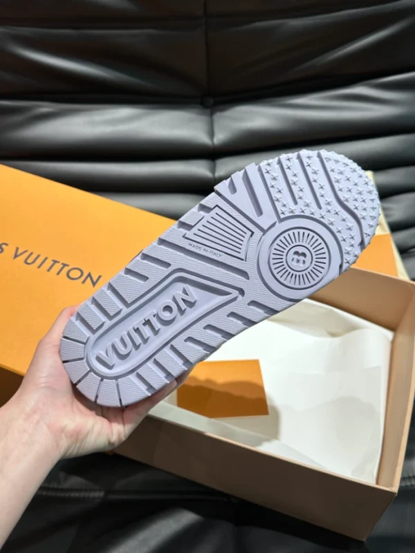 LOUIS VUITTON TRAINER MAXI SNEAKERS – LSVT384 - Image 6