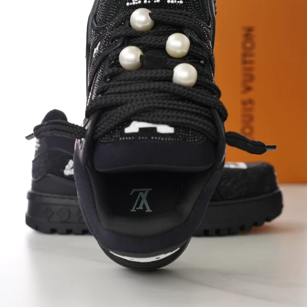 LOUIS VUITTON TRAINER MAXI SNEAKERS – LSVT385 - Image 3