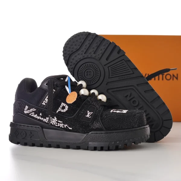LOUIS VUITTON TRAINER MAXI SNEAKERS – LSVT385 - Image 9