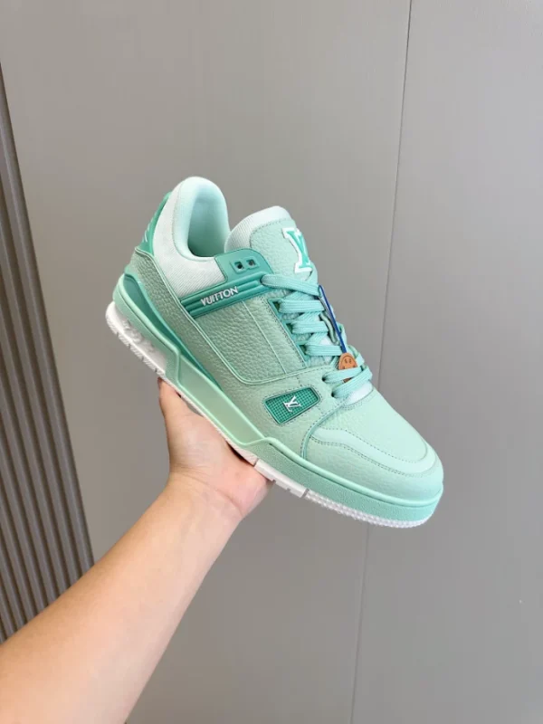 LOUIS VUITTON TRAINER SNEAKERS IN BLUE – LSVT361 - Image 9
