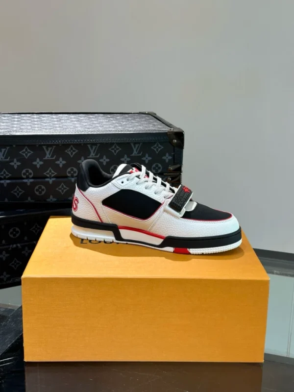 LOUIS VUITTON TRAINER SNEAKERS – LSVT356 - Image 2