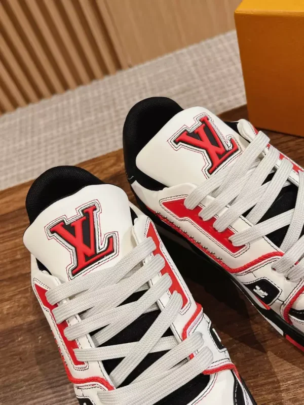 LOUIS VUITTON TRAINER SNEAKERS – LSVT357 - Image 5