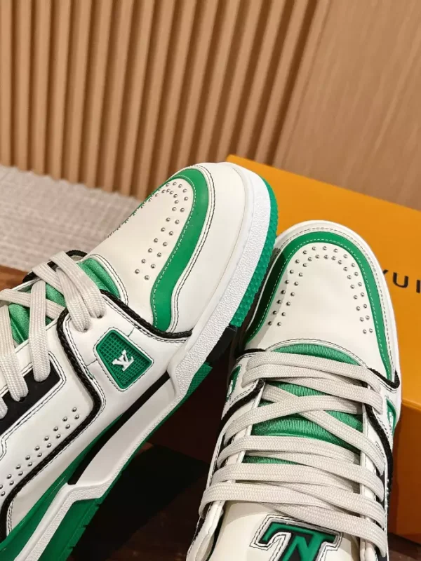 LOUIS VUITTON TRAINER SNEAKERS – LSVT358 - Image 3