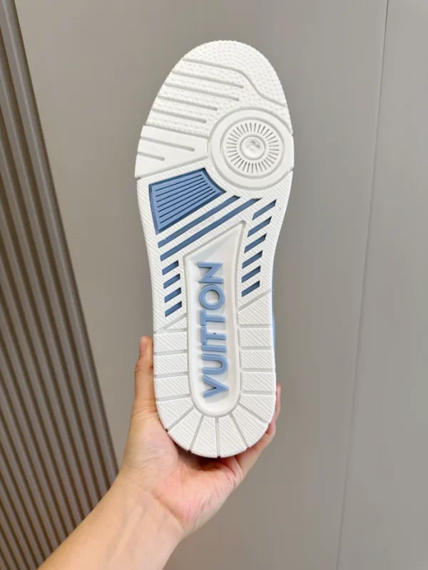 LOUIS VUITTON TRAINER SNEAKERS IN BLUE – LSVT360 - Image 4