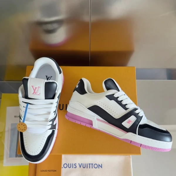 LOUIS VUITTON TRAINER SNEAKERS – LSVT392 - Image 7