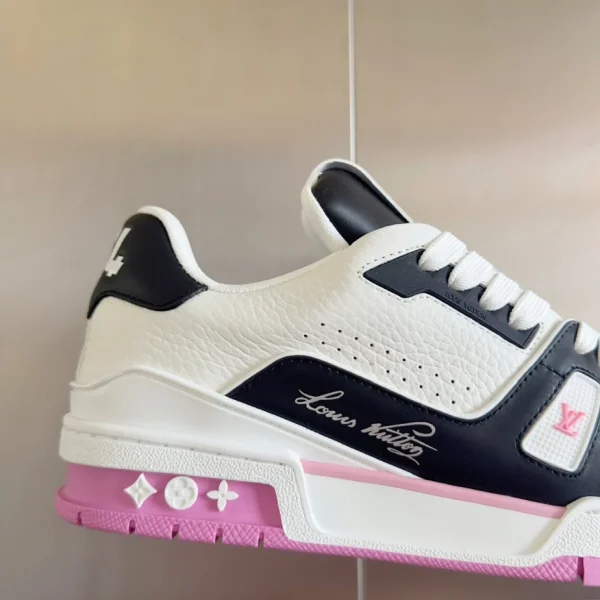 LOUIS VUITTON TRAINER SNEAKERS – LSVT392 - Image 8