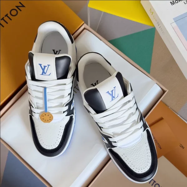 LOUIS VUITTON TRAINER SNEAKERS – LSVT393 - Image 2
