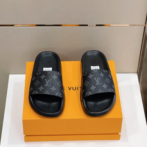 LOUIS VUITTON WATERFRONT MULE – LSVT139 - Image 3