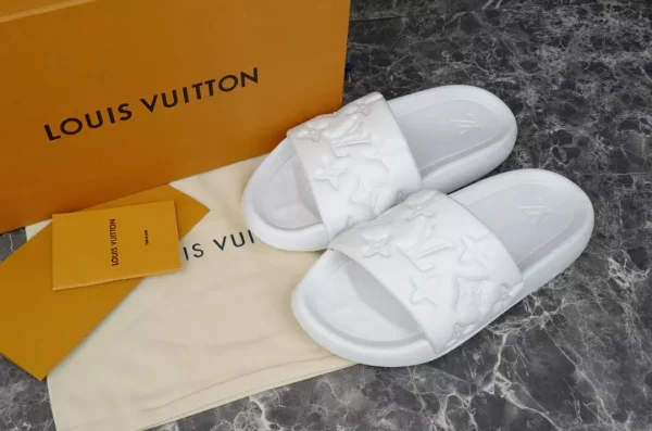 LOUIS VUITTON WATERFRONT MULE – LSVT142 - Image 7