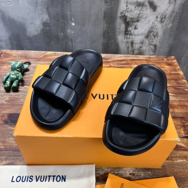 LOUIS VUITTON WATERFRONT MULE – LSVT143 - Image 6