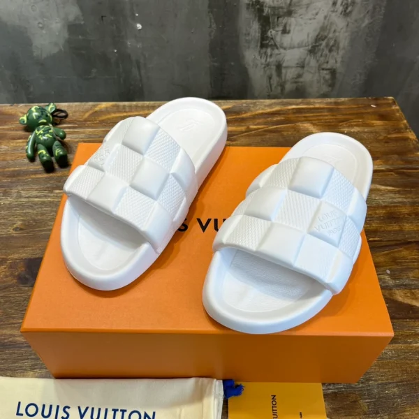 LOUIS VUITTON WATERFRONT MULE – LSVT144 - Image 6