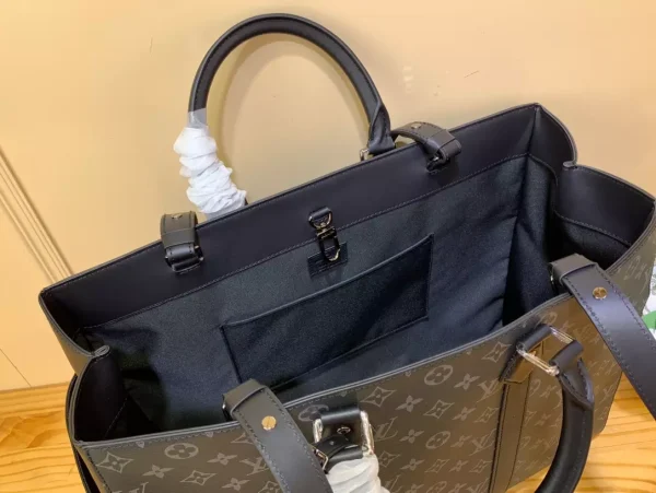 LOUIS VUITTON WEEKEND NM TOTE BAG – WLM586 - Image 4