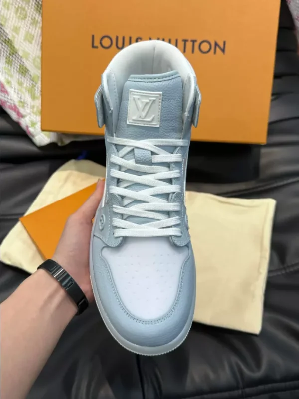 LOUIS VUITTON X NIKE TRAINER SNEAKER – LSVT334 - Image 3