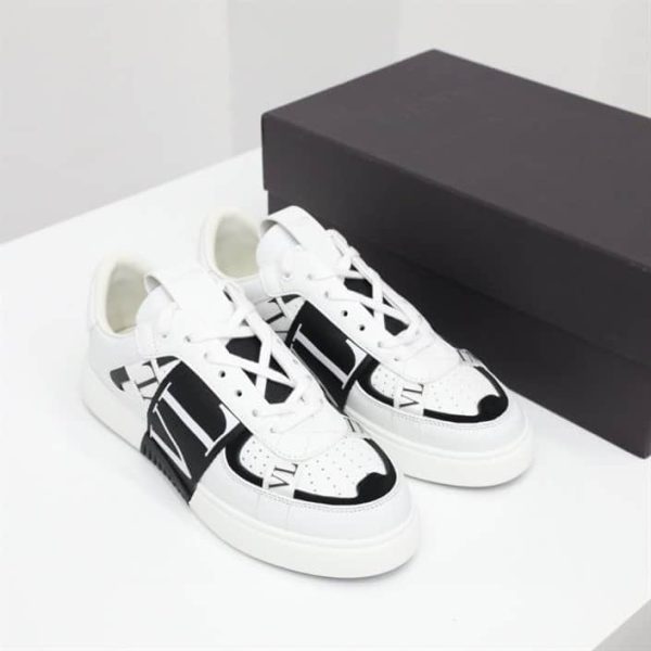 LOW-TOP CALFSKIN VL7N SNEAKER WITH BANDS – VLS026