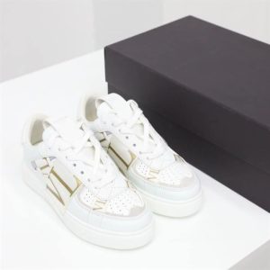 LOW-TOP CALFSKIN VL7N SNEAKER WITH BANDS – VLS028