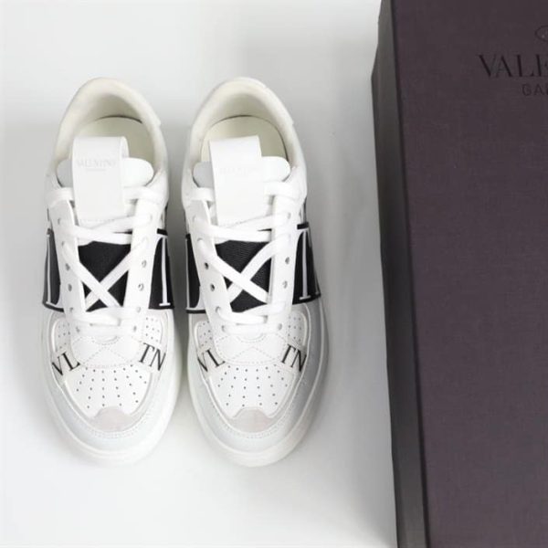 LOW-TOP CALFSKIN VL7N SNEAKER WITH BANDS – VLS030 - Image 2