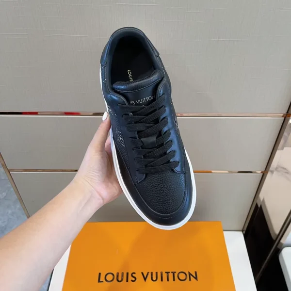 LV BEVERLY HILLS SNEAKER – LSVT304 - Image 3