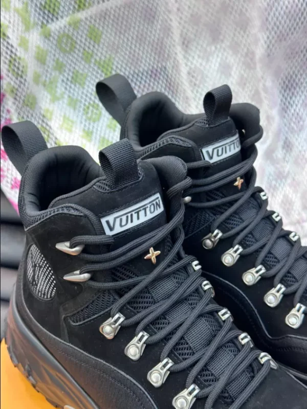 LV DISCOVERY ANKLE BOOT – LSVT333 - Image 4