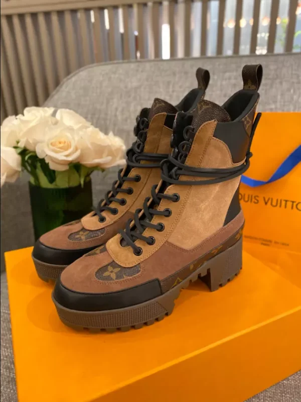 LV LAUREATE PLATFORM DESERT BOOT – WLS029 - Image 5