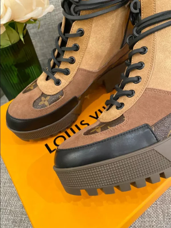 LV LAUREATE PLATFORM DESERT BOOT – WLS029 - Image 7