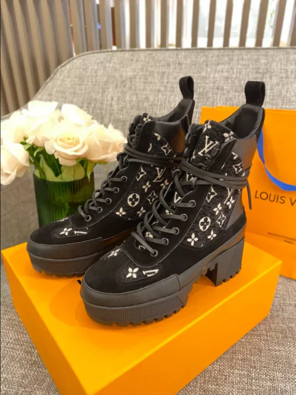 LV LAUREATE PLATFORM DESERT BOOT – WLS034 - Image 5