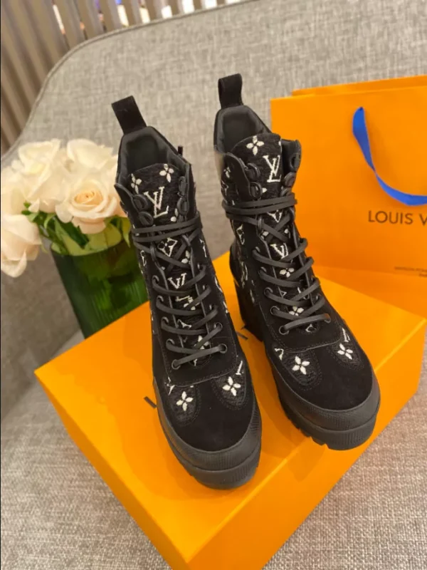 LV LAUREATE PLATFORM DESERT BOOT – WLS034 - Image 7