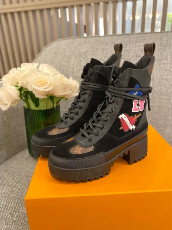 LV LAUREATE PLATFORM DESERT BOOT – WLS035 - Image 5
