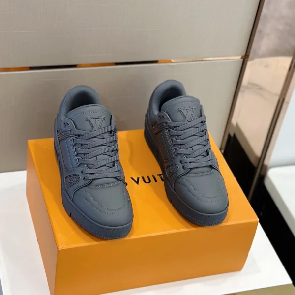 LV TRAINER SNEAKER – LSVT313 - Image 9