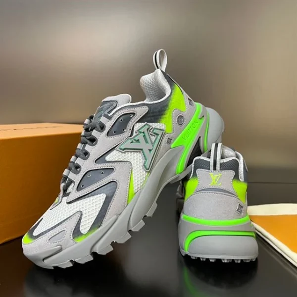 LV RUNNER TATIC SNEAKER – LSVT282 - Image 7
