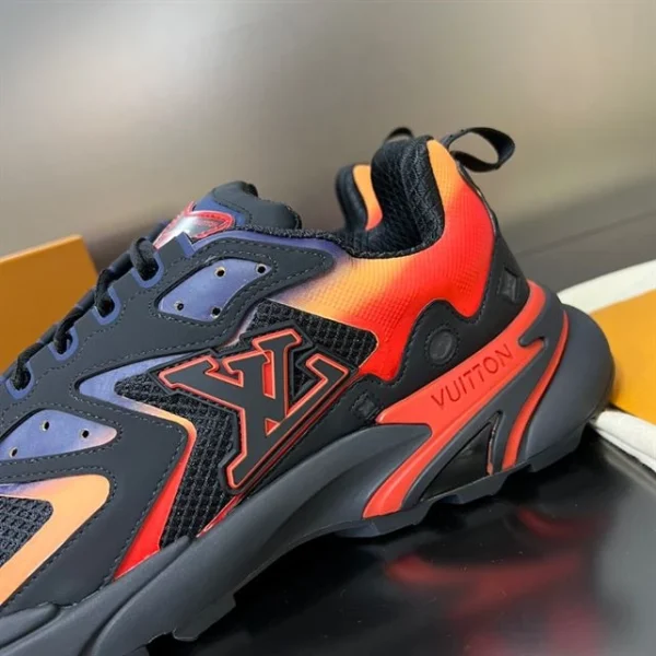 LV RUNNER TATIC SNEAKER – LSVT0283 - Image 4