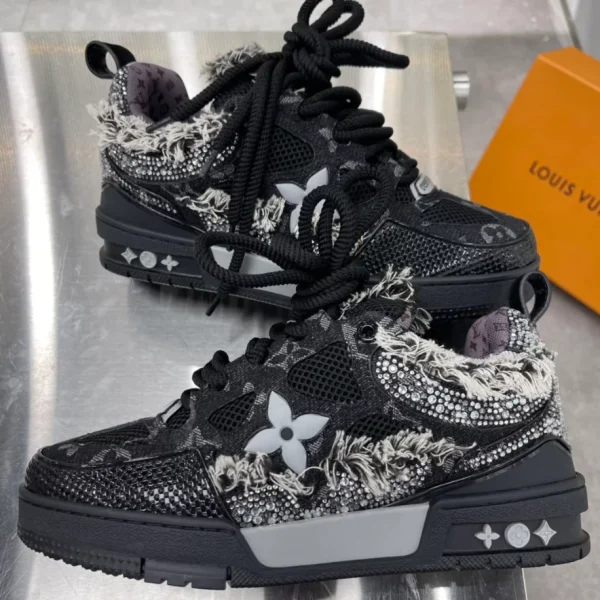 LV SKATE SNEAKER – LSVT306 - Image 3