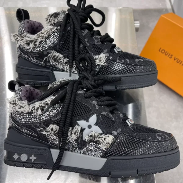 LV SKATE SNEAKER – LSVT306 - Image 5