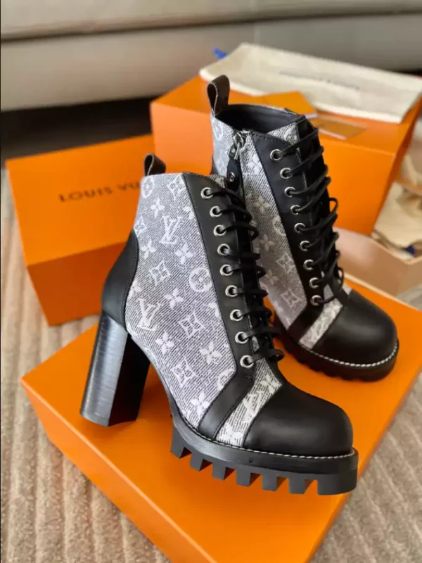 LV STAR TRAIL ANKLE BOOT – WLS038