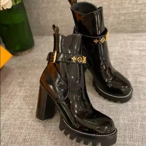 LV STAR TRAIL ANKLE BOOT – WLS039