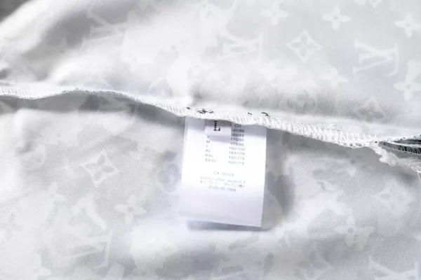 LV Short-Sleeved Shirt – LVS015 - Image 4
