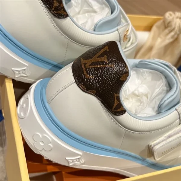 LV TIME OUT SNEAKERS LIGHT BLUE – LSVT287 - Image 7
