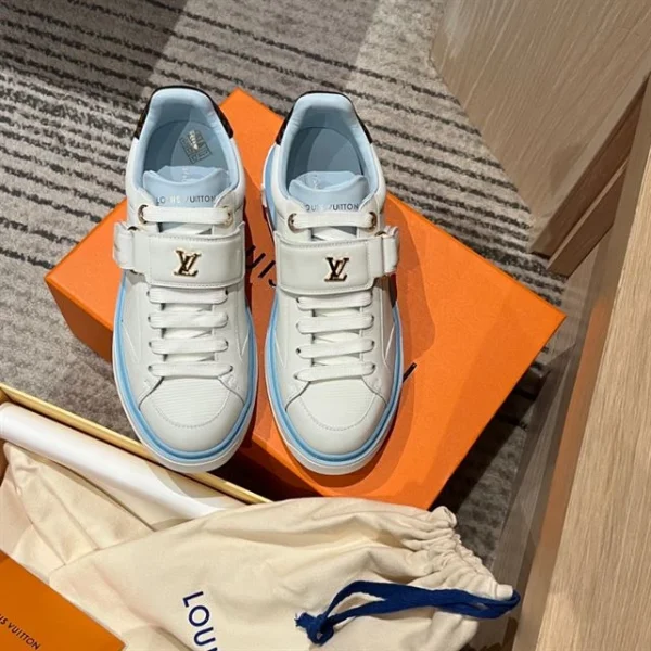 LV TIME OUT SNEAKERS LIGHT BLUE – LSVT287 - Image 3