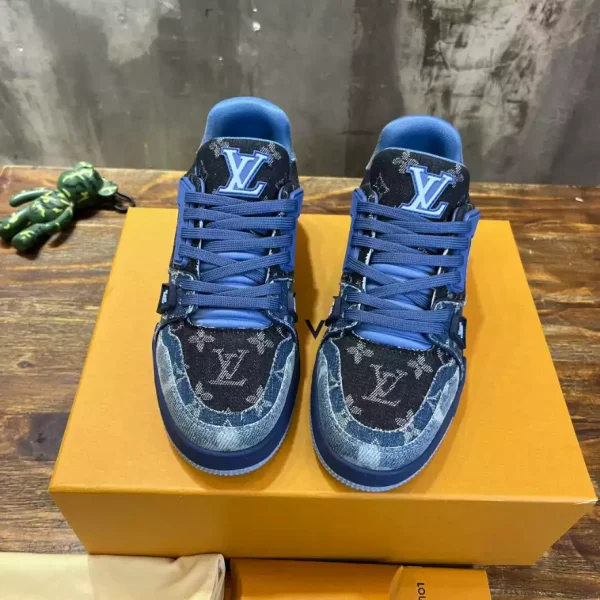 LV TRAINER SNEAKER – LSVT320 - Image 9