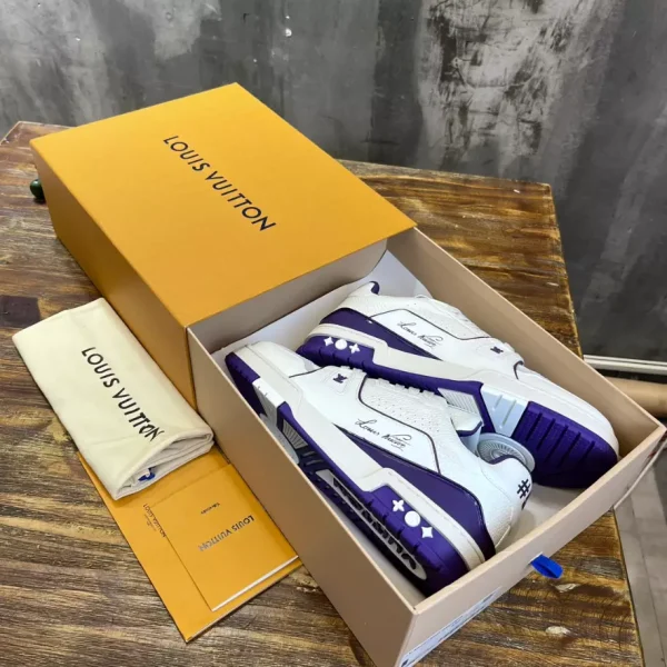 LV TRAINER SNEAKER – LSVT322 - Image 4