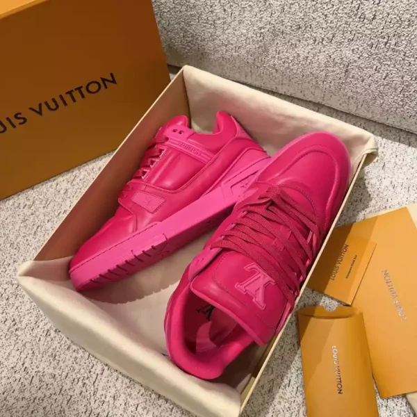LV TRAINER SNEAKER – LSVT338 - Image 7