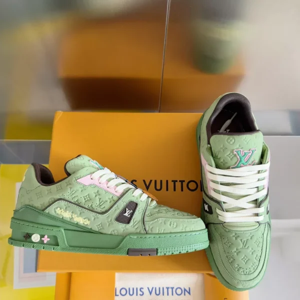 LV TRAINER SNEAKER – LSVT343 - Image 3