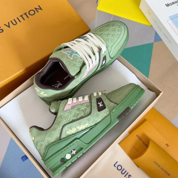 LV TRAINER SNEAKER – LSVT343 - Image 9