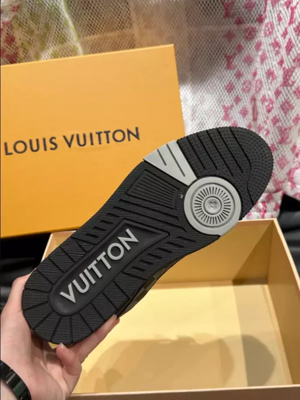 LV TRAINER SNEAKER – LSVT345 - Image 5