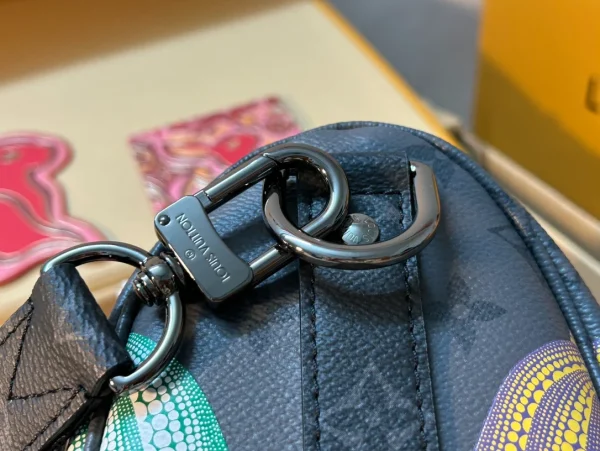 LV X YK KEEPALL 25 MONOGRAM ECLIPSE CANVAS – WLM559 - Image 10