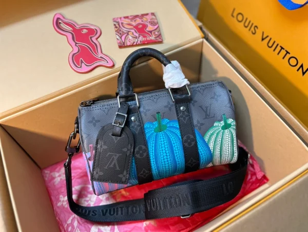 LV X YK KEEPALL 25 MONOGRAM ECLIPSE CANVAS – WLM559 - Image 2