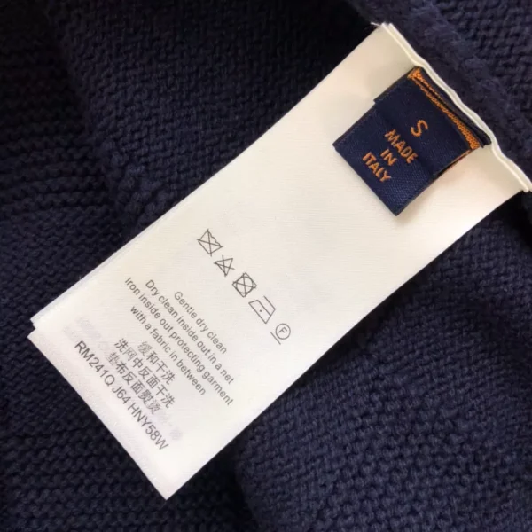Louis Vuitton Damier Pullover With Pearl Signature – SLV052 - Image 4