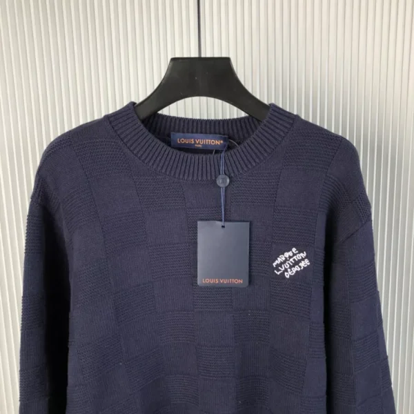 Louis Vuitton Damier Pullover With Pearl Signature – SLV052 - Image 9
