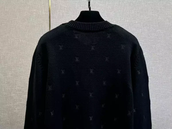 Louis Vuitton Embroidered Signature Merino Crewneck – SLV030 - Image 8