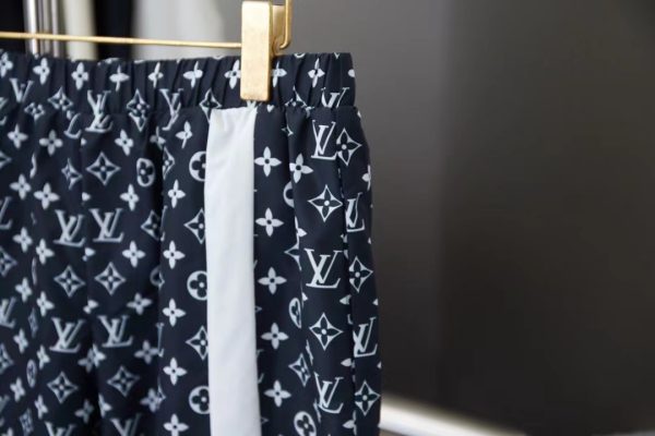 Louis Vuitton Tracksuit – LC012 - Image 12