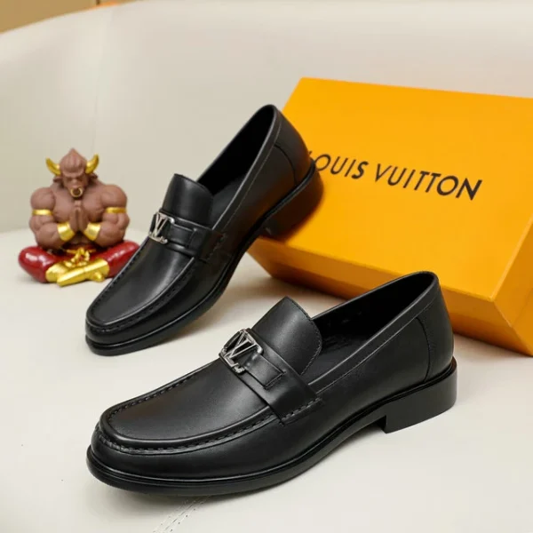 Louis Vuitton Loafers – LLV02